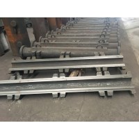 河鑄重工生產雙開鋼錠模脫?？靿勖L